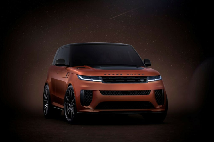 Bộ sưu tập Celestial của Range Rover SV là một bộ sưu tập thanh tao và độc đáo gồm một số mẫu xe sang trọng nhất của chúng tôi, mỗi chiếc đều được chế tạo hoàn hảo nhất, dành cho những khách hàng coi trọng ý nghĩa, tâm linh và đam mê kể chuyện.”