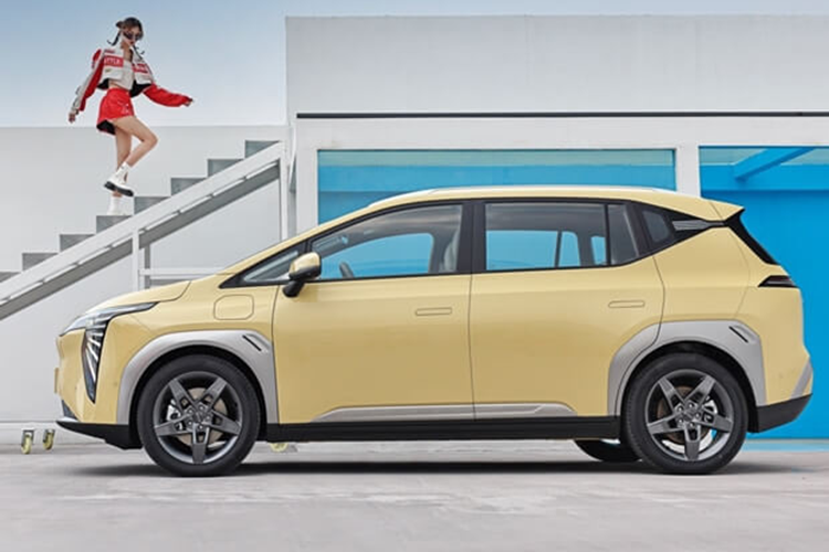 Aion cho biết rằng Indonesia là thị trường ôtô lớn nhất ở Đông Nam Á. Đồng thời, khi khởi động chiến lược thâm nhập thị trường xe này của mình, GAC Aion đã chọn hợp tác với tập đoàn đại lý địa phương IndoMobil để cùng thiết lập hệ thống R&amp;D, sản xuất và bán hàng địa phương.