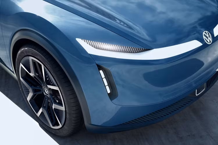 Mẫu Concept cũng được trang bị một loạt camera và cảm biến cung cấp chức năng tự động ID.Code Cấp 4, chish vì vậy những mắt thần này cũng có thể tạo điều kiện thuận lợi hơn cho việc giao tiếp giữa xe với xe và giữa xe với đường xá, giao thông.