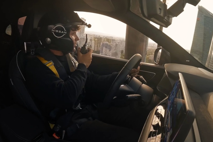 Tuy nhiên, lần thực hiện này không có đại diện Guinness có mặt nên không được ghi nhận là kỷ lục thế giới.