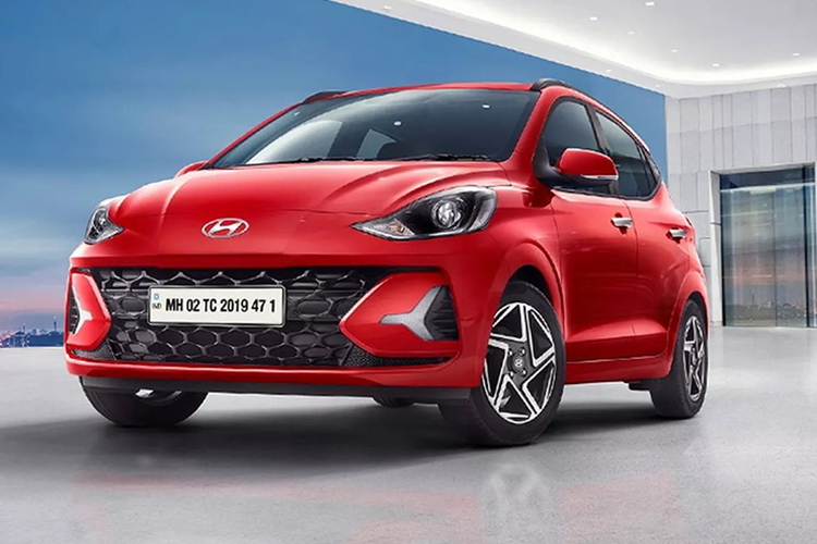 Trang bị tùy chọn của xe gồm có 6 túi khí, hệ thống cân bằng điện tử, hệ thống kiểm soát thân xe, hỗ trợ khởi hành ngang dốc, đèn pha tự động, cảnh báo áp suất lốp, camera lùi, móc ghế trẻ em ISOFIX và gương chiếu hậu 2 chế độ ngày/đêm.