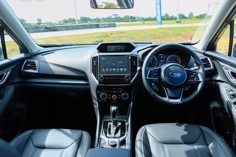 Như vậy, chương trình khuyến mãi của Subaru Forester trong tháng 8/2024 này không có gì thay đổi so với tháng 7 trước đó. Chương trình này được áp dụng từ nay đến hết ngày 31/8/2024. Ưu đãi lệ phí trước bạ sẽ được áp dụng dựa trên mức 10% của giá niêm yết.