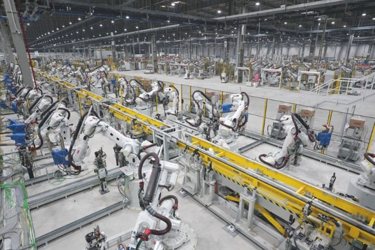 Oto san xuat, lap rap trong nuoc sap duoc giam le phi truoc ba?-Hinh-2