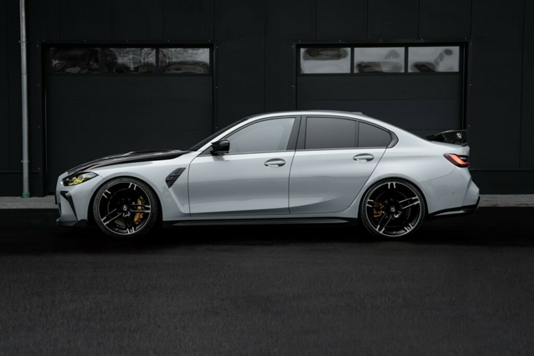 Gói này còn có thêm một hệ thống xả hiệu năng cao đi kèm với xe. Phiên bản với tùy chọn nâng cấp hàng đầu chính là phiên bản GP-720.