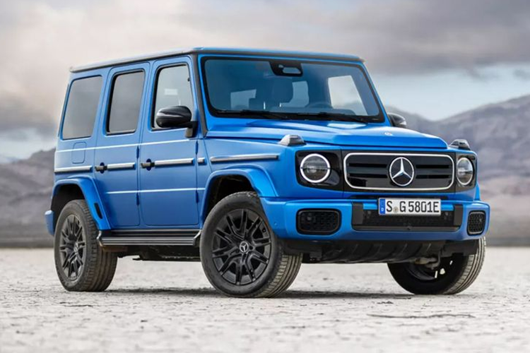 Khi giới thiệu về mẫu G-Class chạy điện G580, ông Michael Schiebe, Giám đốc điều hành của Mercedes-AMG đồng thời là người đứng đầu các đơn vị kinh doanh G-Class và Maybach nhận định "Hy vọng G580 sẽ theo kịp những người anh em chạy bằng động cơ truyền thống khi nói đến tuổi thọ sử dụng".