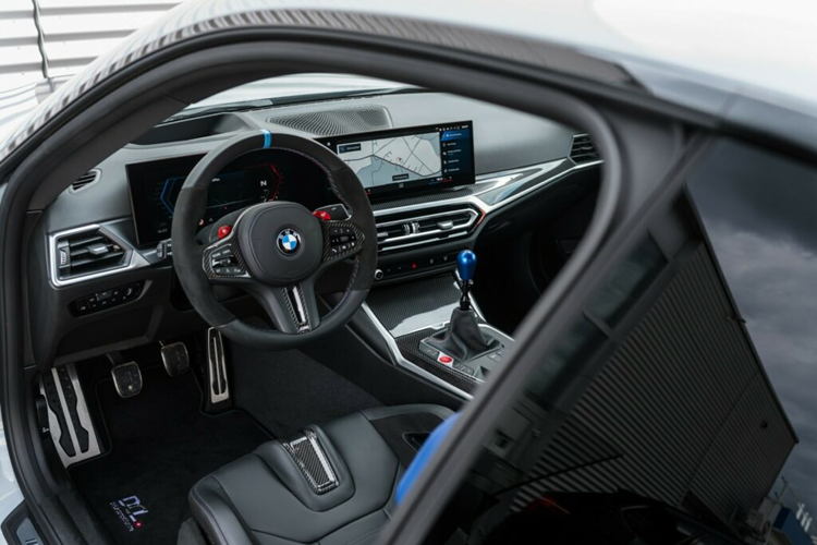 Dahler đã đảm bảo gói độ Stage 2 phù hợp với các biến thể số sàn 6 cấp và số tự động 8 cấp. Với sức mạnh này, mức công suất của xe đạt mức 621 mã lực và mô-men xoắn 750 Nm.