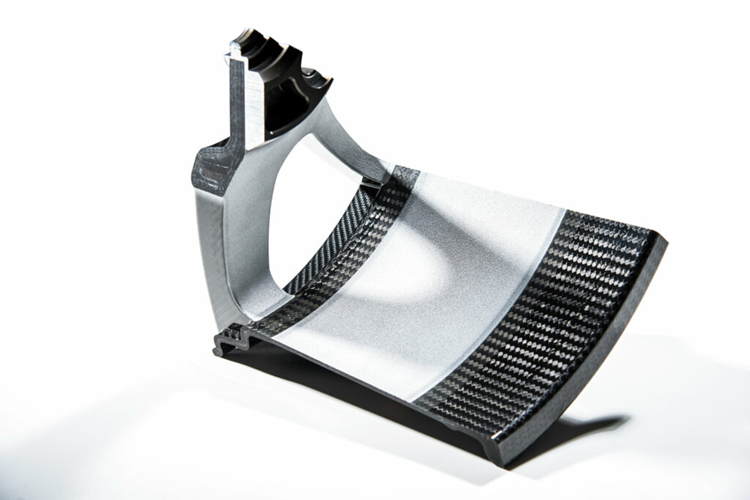 Bo mam carbon tren sieu xe va hieu suat cao lieu co an toan?-Hinh-7