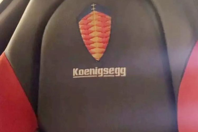 Hiện đây vẫn là chiếc xe mang thương hiệu Koenigsegg đầu tiên và duy nhất được nhập thẳng về Việt Nam, xe hiện đang ở Tp.HCM và vẫn chưa ra được biển số