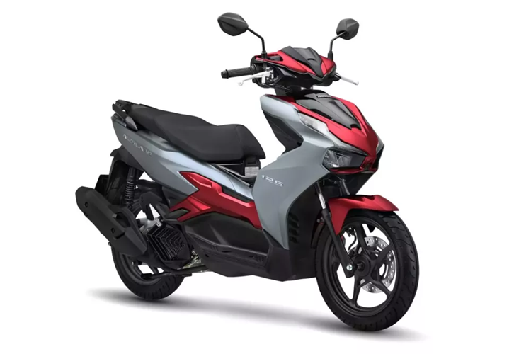 Honda Air Blade 125 và 160 mới sẽ chính thức được bán ra thị trường từ ngày 16/6/2024. Xe được áp dụng chế độ bảo hành 3 năm hoặc 30.000 km, tùy theo điều kiện nào đến trước.
