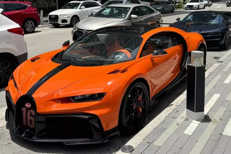 Tuy nhiên, sẽ có vài siêu phẩm không thể tham dự Gumball 3000 2024, lý do không được tiết lộ nhưng toàn những cái tên hot chẳng hạn như Koenigsegg Jesko, dự kiến sẽ đồng hành với nhà sáng lập Gumball 3000 để làm xe dẫn đoàn... và mới đây là 2 cái tên cũng đình đám không kém.