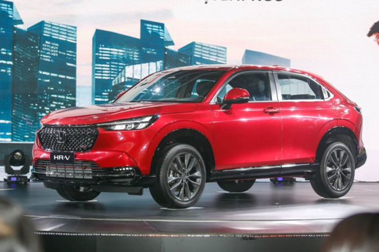 Chương trình này được áp dụng cho khách hàng mua xe và hoàn tất thủ tục thanh toán 100% từ ngày 5/3 đến hết ngày 31/3/2024. Riêng dòng MPV cỡ nhỏ Honda BR-V sẽ tiếp tục không có khuyến mãi trong tháng 3/2024 này. Đây là tháng thứ 3 liên tiếp BR-V bị hãng cắt ưu đãi.