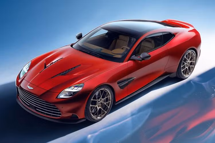 Aston Martin Vanquish chinh thuc tro lai, lieu co loi hai hon xua?