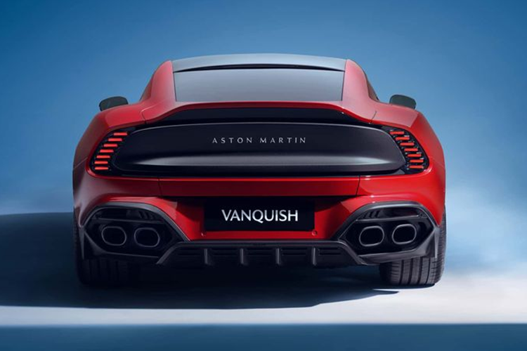 Bên cạnh đó là hệ thống treo Bilstein DTX với các chế độ tùy chỉnh thông minh. Aston Martin Vanquish thế hệ mới sẽ được sản xuất giới hạn 1.000 chiếc mỗi năm. Mức giá xe Aston Martin Vanquish 2025 chưa công bố, dự kiến xe sẽ được hoàn thiện và đến tay khách hàng từ cuối năm sau.