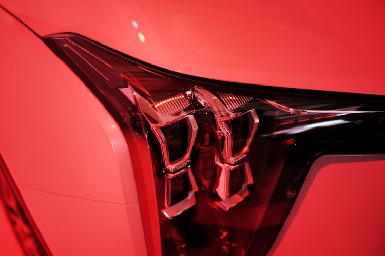 Ngoài ra GS8 còn có các tính năng an toàn chủ động như: Hệ thống chống bó cứng phanh (ABS), Hệ thống phân phối lực phanh điện tử (EBD), Hỗ trợ phanh (BA), Hệ thống ổn định thân xe điện tử (ESP), Khởi hành ngang dốc (HHC), Hỗ trợ xuống dốc (HDC), Dây đai an toàn còn trang bị tính năng căng đai tự động và giới hạn lực.