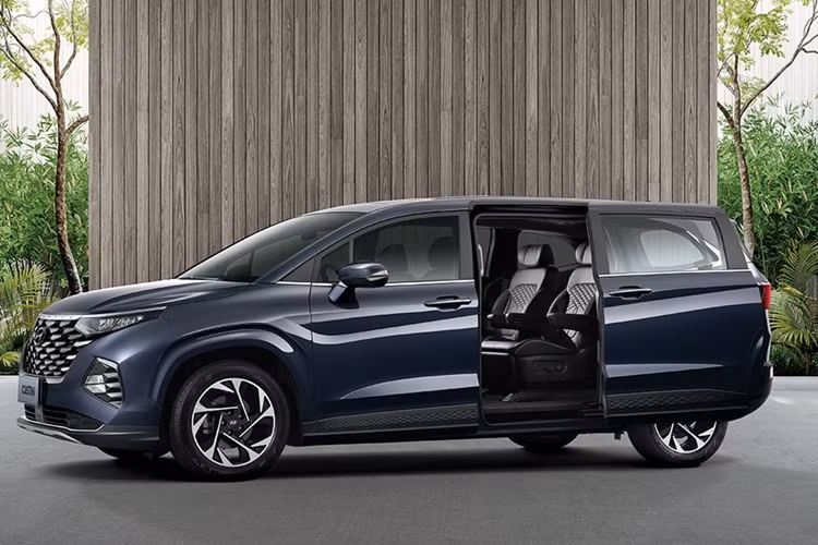 Gói 1 là ưu đãi lãi suất trả góp chỉ từ 0% trong 12 tháng (ân hạn nợ gốc lên tới 9 tháng tùy thuộc từng ngân hàng). Gói 2 là hỗ trợ tài chính lên tới 50% lệ phí trước bạ.