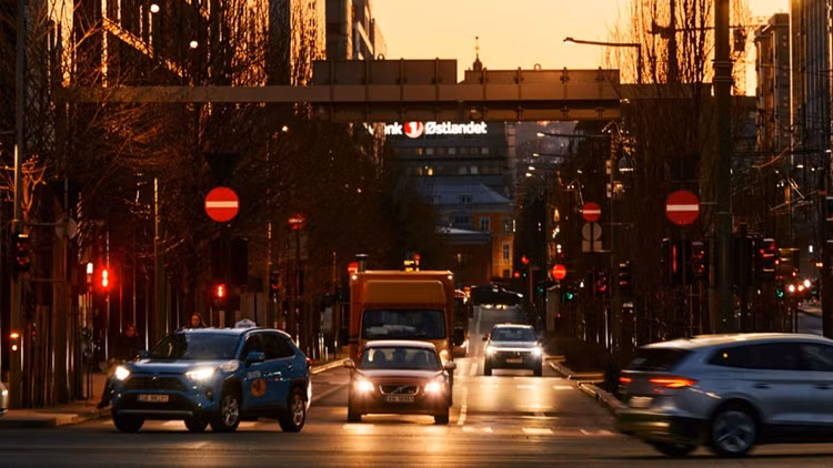 Doanh so ban oto dien sap vuot xe xang o Na Uy-Hinh-2