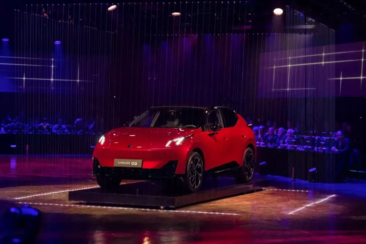 Lynk & Co 02 ra mat thi truong chau Au, tu 918 trieu dong