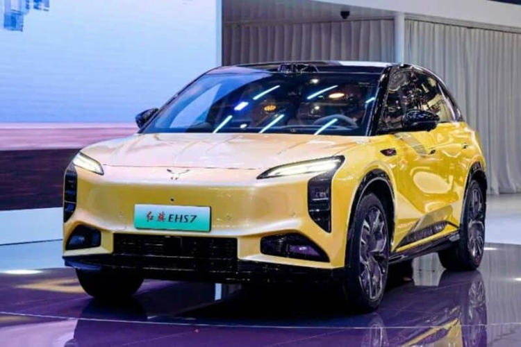 Hồng Kỳ EHS7 phiên bản đổi pin sắp được bán ở Trung Quốc - Hình 6 Hong Ky EHS7 phien ban doi pin sap duoc ban o Trung Quoc-Hinh-6