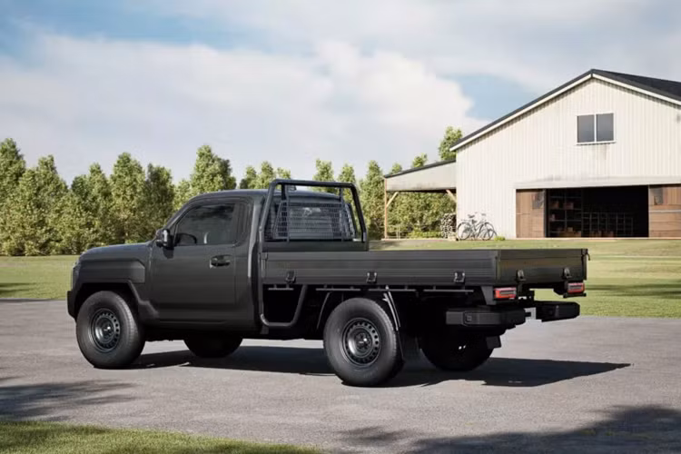 Tại Úc, dự kiến phiên bản Plug-in Hybrid của động cơ xăng 2.5 lít của Tasman sẽ đến trong vòng đời của thế hệ đầu tiên, thậm chí có khả năng là trước đầu năm 2026.