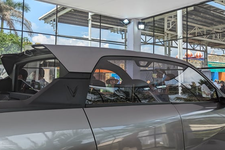 VinFast VF Wild là mẫu bán tải Concept được chấp bút bởi Công ty thiết kế Gomotiv (Úc), ra mắt lần đầu tại triển lãm CES Mỹ (1/2024) và trưng bày tại triển lãm Ô tô Quốc tế Montreal, Canada (1/2024), cập bến Đông Nam Á tại triển lãm Bangkok Motor Show (3/2024).