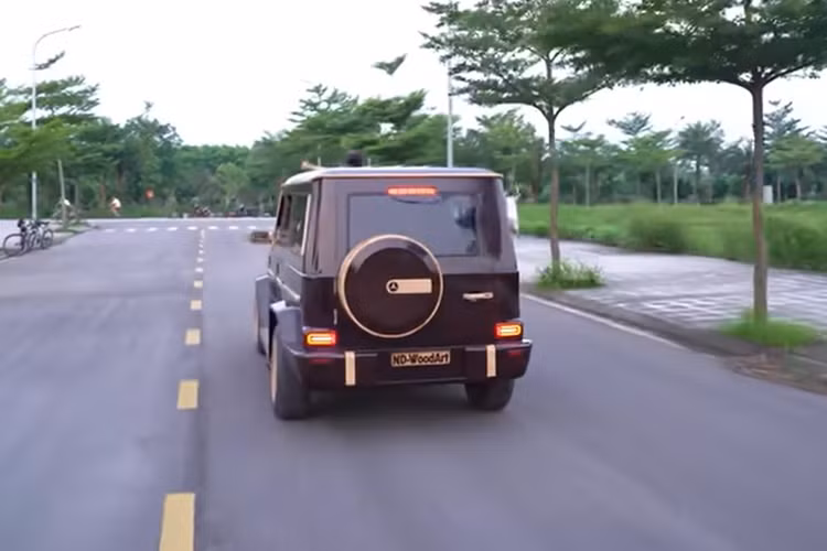 Trước đây, anh Đạo từng gây sốt với hàng loạt những video kỳ công chạm khắc các mẫu xe đình đám như: Ferrari 250 GTO, Lamborghini Sian, BMW 328 Hommage hay Tesla Cybertruck.