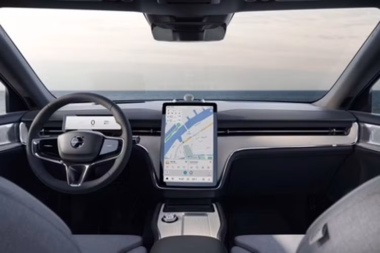 Volvo ES90 sẽ được xây dựng trên nền tảng mô-đun SPA2 do Geely và Volvo cùng phát triển và đã được áp dụng cho EX90. Ngoài ra, khả năng cao động cơ điện và pin của ES90 sẽ được lấy từ EX90 do đó, phạm vi hoạt động dự kiến của ES90 ước tính là khoảng 645 km.