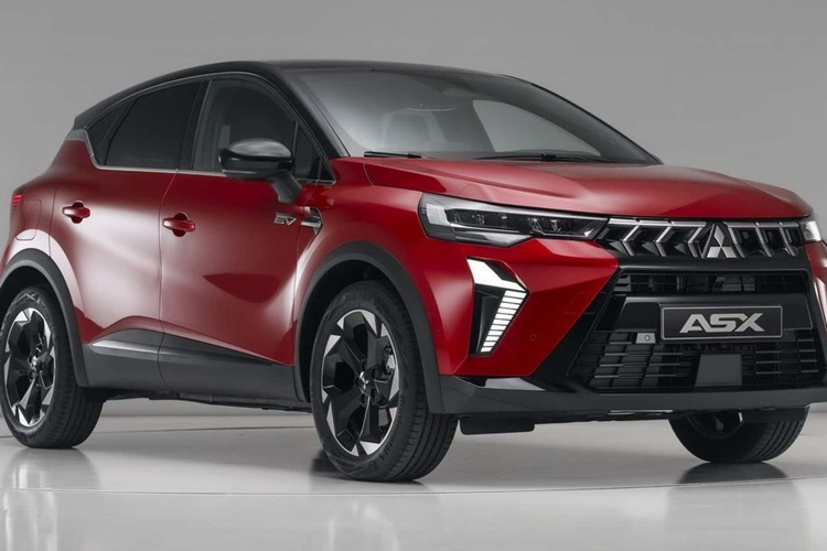 Lưới tản nhiệt của mẫu xe CUV Mitsubishi Outlander Sport 2024 mới mang ngôn ngữ thiết kế Dynamic Shield đặc trưng của nhà sản xuất ô tô Nhật Bản. Phía sau, xe được bổ sung dòng chữ Mitsubishi đặt trên cửa cốp và cản sau màu đen.