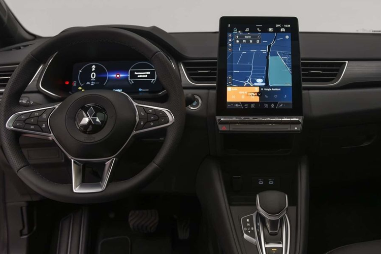 Outlander Sport 2024 được cung cấp tới 3 tùy chọn động cơ. Đầu tiên là động cơ tăng áp 3 xi-lanh 1.0L cho công suất tối đa 89 mã lực và mô-men xoắn cực đại 160 Nm.