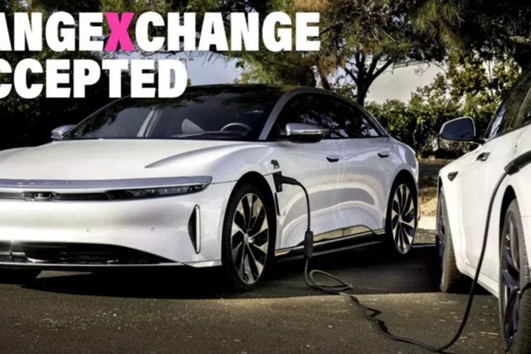 Hệ thống SurrealSound Pro của thương hiệu này cũng trở thành trang bị tiêu chuẩn. Peter Rawlinson, giám đốc điều hành và giám đốc công nghệ của Lucid cho biết.