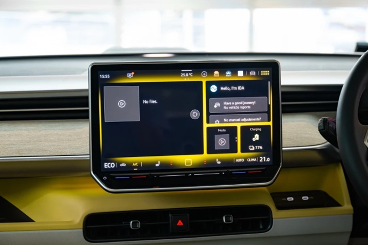 Cung cấp sức mạnh cho Volkswagen ID. Buzz là một môtơ điện đặt sau cho công suất 282 mã lực và mô-men xoắn 406 Nm. Theo nhà sản xuất, ID. Buzz có khả năng tăng tốc từ 0-100 km/h trong 7,6 giây và tốc độ tối đa chỉ đạt 160 km/h.