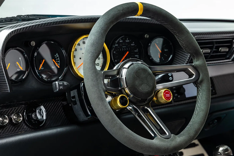 Cung cấp sức mạnh cho GWR không phải là động cơ tăng áp kép giống như hầu hết các dự án khác của các hãng độ. Thay vào đó, chiếc xe có động cơ sáu xi-lanh hút khí tự nhiên dung tích 4.0 lít, tốc độ vòng tua 9.000 vòng/phút và sản sinh công suất 500 mã lực và mô-men xoắn cực đại 461 Nm.