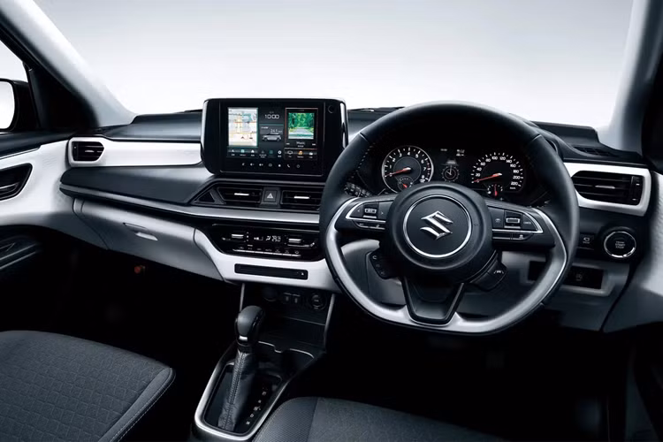 So với bản thường hiện đang bán trên thị trường, xe dài hơn 130 mm và rộng hơn 55 mm. Hiện chưa có hình ảnh của Suzuki Swift Sport thế hệ mới. Tuy nhiên, sẽ không ngạc nhiên nếu xe sở hữu ngoại hình thể thao hơn so với phiên bản thường.