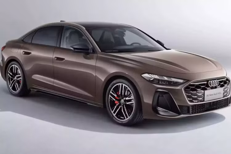 Có thể đoán trước, A5L trông bóng bẩy và thể thao hơn nhiều so với người tiền nhiệm A4, nhờ vào các chắn bùn điêu khắc và các chi tiết hung hăng. Mặc dù có cùng ngôn ngữ kiểu dáng với A5 tiêu chuẩn, A5L lại nổi bật với cửa sau dài hơn đáng kể và đuôi xe nổi bật hơn, hoàn toàn từ bỏ mọi nét gợi nhớ đến hình bóng liftback.