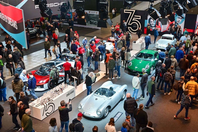 Trong sự kiện lần này, thương hiệu Porsche sẽ trưng bày chiếc 911 Turbo đầu tiên – Chiếc xe chứng kiến Porsche mở ra một kỷ nguyên mới. Mẫu xe đầu tiên được trưng bày cũng là mẫu xe độc nhất vô nhị hay còn được gọi là Porsche 911 Turbo No. 1, mà Louise Piëch nhận được nhân dịp sinh nhật lần thứ 70 của bà vào mùa hè năm 1974.