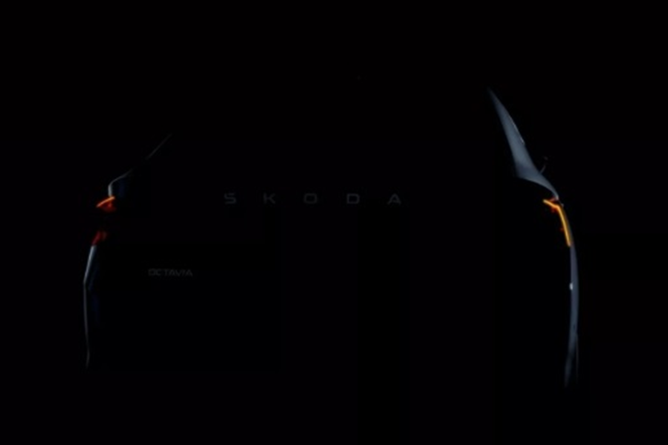 Thời điểm đó, nội thất của xe cũng đã được hé lộ. Bên trong khoang cabin của Skoda Octavia gần như được giữ nguyên so với bản tiền facelift.