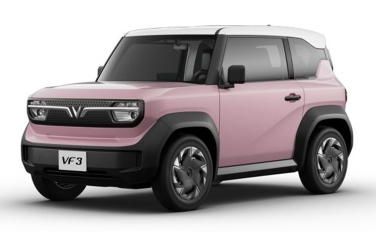 Bên cạnh doanh số kỷ lục, xe mini điện Vinfats VF3 cũng trở thành từ khóa đứng đầu các bảng xếp hạng xu hướng và là chủ đề được thảo luận nhiều nhất trên các nền tảng truyền thông mạng xã hội kể từ khi VinFast công bố nhận cọc.