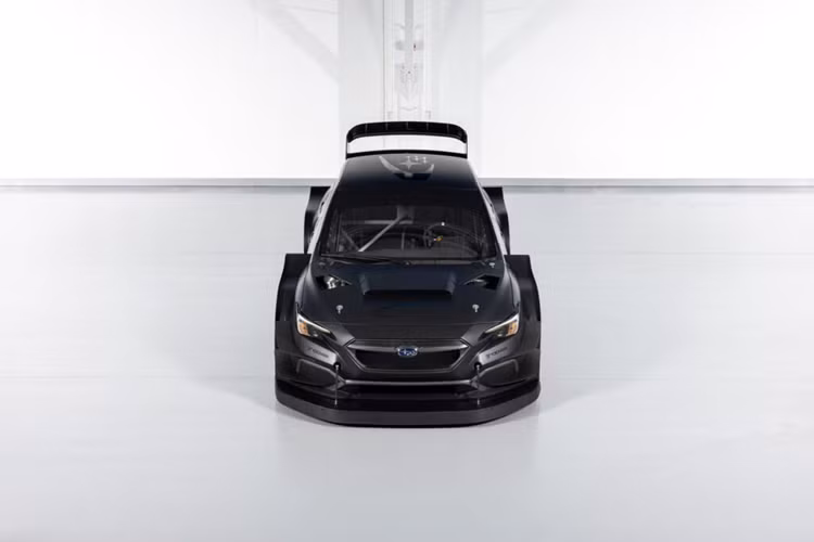 Đồng thời, mẫu xe thể thao này cũng được trang bị bộ mâm 18 inch và lốp Yokohama. Như đã đề cập, đây là phiên bản được phát triển từ mẫu xe Airslayer, một chiếc xe Gymkhana từ năm 2020 đã lập kỷ lục và thực hiện nhiều pha chinh phục nguy hiểm khác nhau.