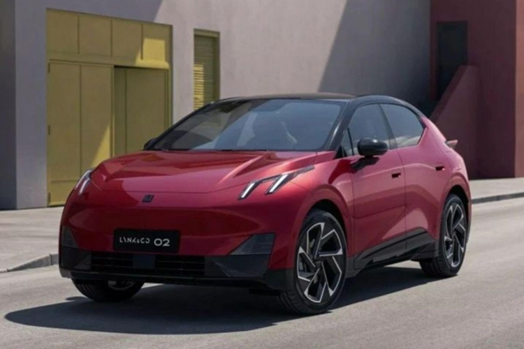 Đáng chú ý là doanh số bán hàng hiện tại của Zeekr X không cao. Theo dữ liệu của EV DataTracker, hãng đã bán được 7.762 chiếc trong mười tháng đầu năm 2024. Lynk &amp; Co Z02 sẽ sớm bắt đầu bán tại Trung Quốc. Sau khi ra mắt trong nước, nó sẽ sớm thâm nhập vào thị trường nước ngoài, rất có thể là vào Việt Nam từ năm sau.