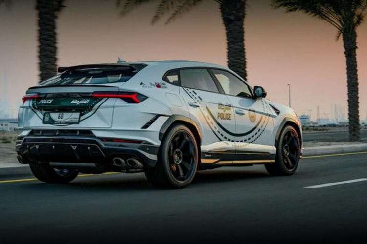 Quyền Tổng tư lệnh Cảnh sát Dubai, Thiếu tướng Ahmed Mohammed bin Thani, cho biết “ Urus Performanceante sẽ hỗ trợ Cảnh sát Dubai trong cam kết phục vụ người dân tốt hơn, duy trì an toàn và an ninh xã hội cũng như cung cấp dịch vụ tại các điểm du lịch nổi tiếng”.