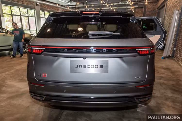 Trong giai đoạn đầu, xe Omoda và Jaecoo sẽ được nhập khẩu nguyên chiếc về Việt Nam, bán ở cùng showroom. Trong năm ngoái, Chery cũng từng hé lộ kế hoạch xây dựng nhà máy lắp ráp ôtô ở Việt Nam.