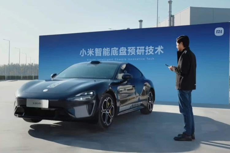 Hệ thống này sử dụng kiến trúc điện 48V để dùng cho các thao tác phanh và đánh lái, thay thế các liên kết thủy lực và cơ học truyền thống bằng các bộ điều khiển được kiểm soát bởi phần mềm. Cấu hình này cho phép tỷ lệ lái và lực phanh có thể được tự động điều chỉnh dựa trên điều kiện môi trường mà chiếc xe đang vận hành để tối ưu độ chính xác, hỗ trợ rất nhiều cho người cầm lái.