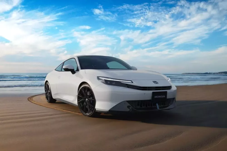 Vào hồi tháng 10/2023, hãng Honda đã chính thức vén màn mẫu xe concept mới mang tên Prelude. Không chỉ dừng ở mức xe concept để trưng bày trong triển lãm, Honda Prelude 2026 mới sẽ được đưa lên dây chuyền sản xuất thương mại.