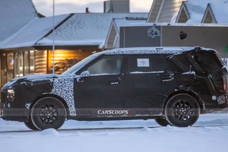 Ở thế hệ thứ hai này, Palisade sẽ chuyển sang khung gầm mới với chiều dài cơ sở dài hơn mẫu xe hiện tại, điều này sẽ giúp cải thiện không gian nội thất của xe.