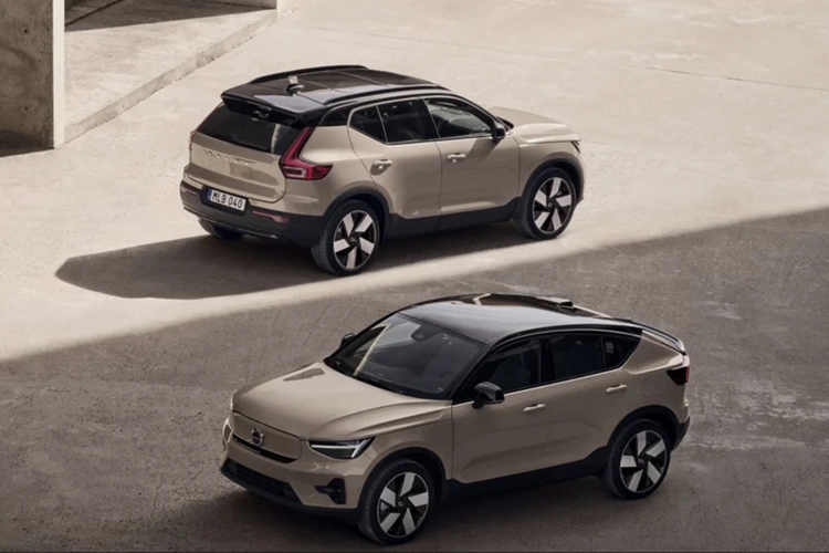 Tuy nhiên, Volvo lại không tiết lộ việc gói này có ảnh hưởng gì đến phạm vi di chuyển sau một lần sạc đầy pin của xe hay không. Hiện Volvo EX40 có phạm vi di chuyển tối đa là 577 km trong khi con số tương ứng của EC40 là 583 km, tùy phiên bản. Theo kế hoạch, cả Volvo EX40 và EC40 đều sẽ được tung ra thị trường vào tháng 5/2024 tới đây.