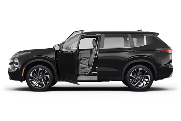 Ở lần nâng cấp giữa vòng đời này, mẫu Mitsubishi Outlander PHEV 2025 nâng cấp đã được hãng xe Nhật Bản được tinh chỉnh đôi chút ở ngoại thất khác biệt hơn so với phiên bản đang bán ra hiện nay.