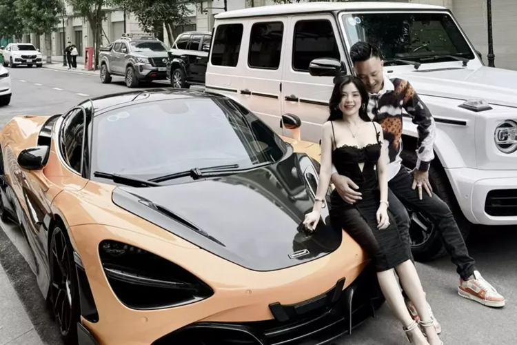 Siêu xe McLaren 720S được trang bị "trái tim" V8, tăng áp kép, dung tích 4.0 lít, sản sinh ra công suất tối đa lên đến 710 mã lực và mô-men xoắn cực đại 770 Nm tại vòng tua máy 5.500 vòng/phút.
