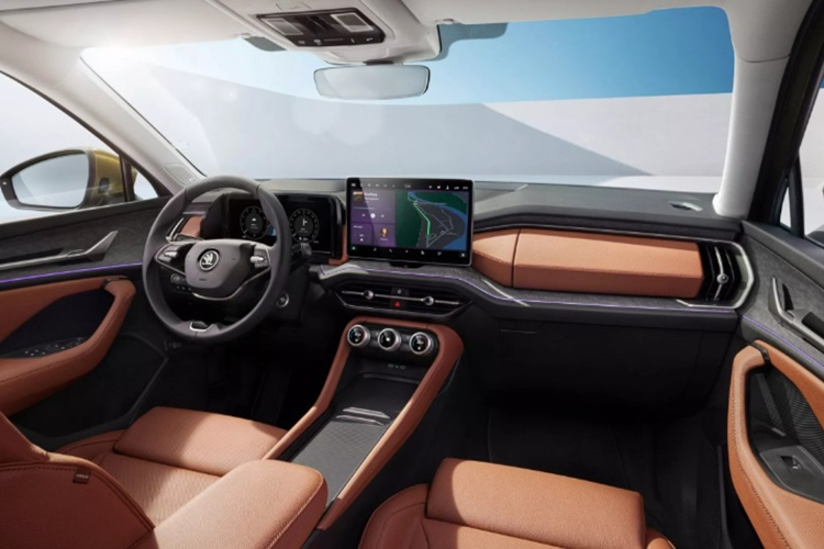 Mặc dù bên ngoài vẫn giữ lại những nét đặc trưng và tỷ lệ nhất định từ phiên bản trước, nhưng xe có vẻ ngoài sắc nét hơn nhờ các yếu tố mới từ ngôn ngữ thiết kế 'Modern Solid' của thương hiệu.