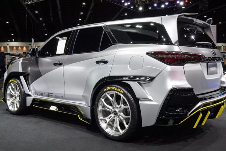 Toyota không công bố chi tiết về thông số kỹ thuật của Hyper-F. Tuy nhiên, hãng mô tả đây là một “chiếc xe ý tưởng hiệu suất cao” do đó, nhiều khả năng sức mạnh của mẫu Toyota Hyper-F Concept đặc biệt này đã được cải thiện đáng kể so với nguyên bản.