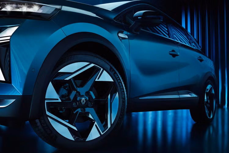 Hầu hết những người dùng vẫn đều muốn có trang bị Hybrid, chính vì vậy mà mẫu xe SUV Renault Symbioz Hybrid 2024 chỉ được trang bị duy nhất một trang bị động cơ bốn xi lanh thẳng hàng với trang bị Hybrid.
