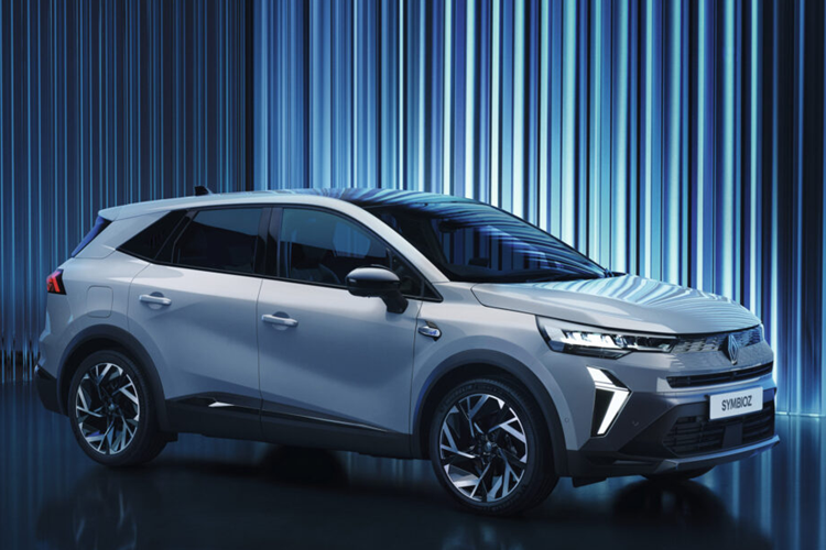  Renault Symbioz Hybrid 2024 mới là một chiếc SUV có kích thước tương tự mẫu xe Nissan Qashqai mà hãng cho biết gợi nhớ đến những mẫu xe rộng rãi, linh hoạt.